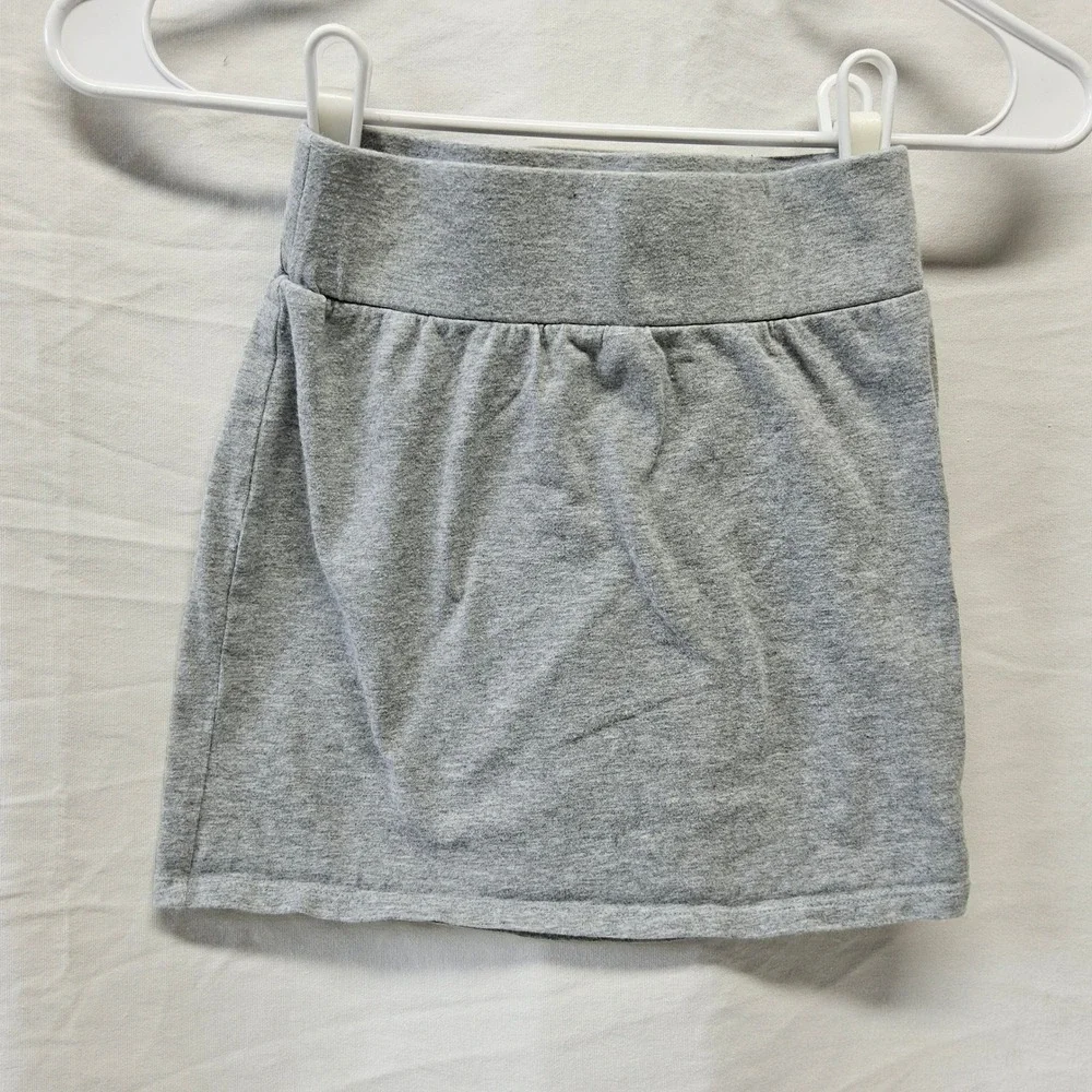 Old Navy Skirt Kids Small 6-7 Gray Cotton Spandex Elastic Waist Mini Casual